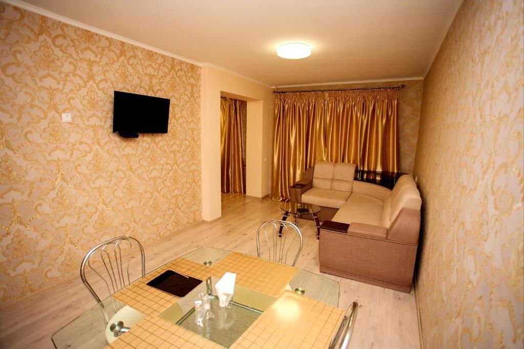 Апартаменты Poltava luxury apartments Almazniy trade center Полтава-19
