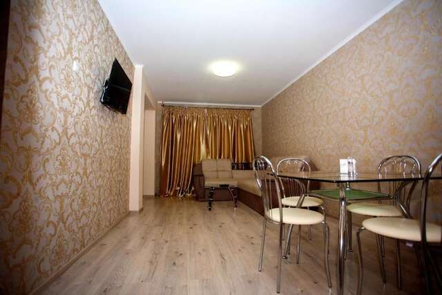 Апартаменты Poltava luxury apartments Almazniy trade center Полтава-23